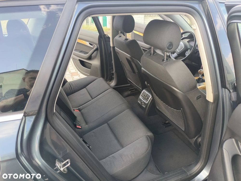 Audi A6 Avant 2.0 TDI - 26