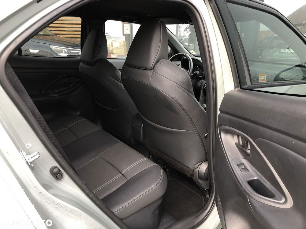 Toyota Yaris Cross Hybrid 1.5 Executive AWD - 21