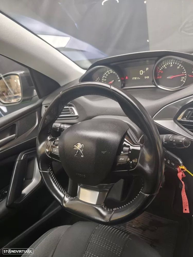 Peugeot 308 SW 1.6 BlueHDi Allure J17 EAT6 - 10