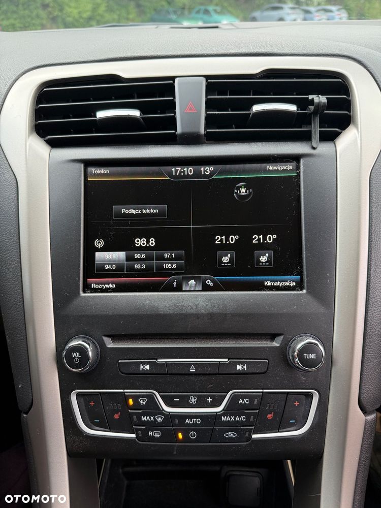 Ford Fusion - 11