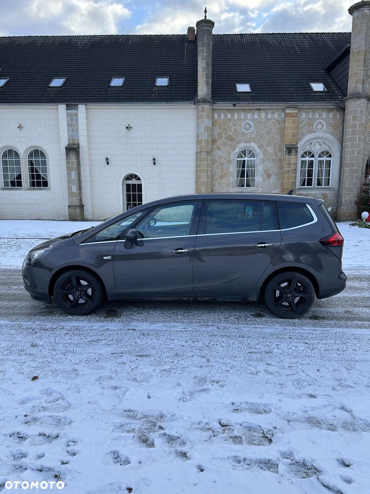 Opel Zafira - 8