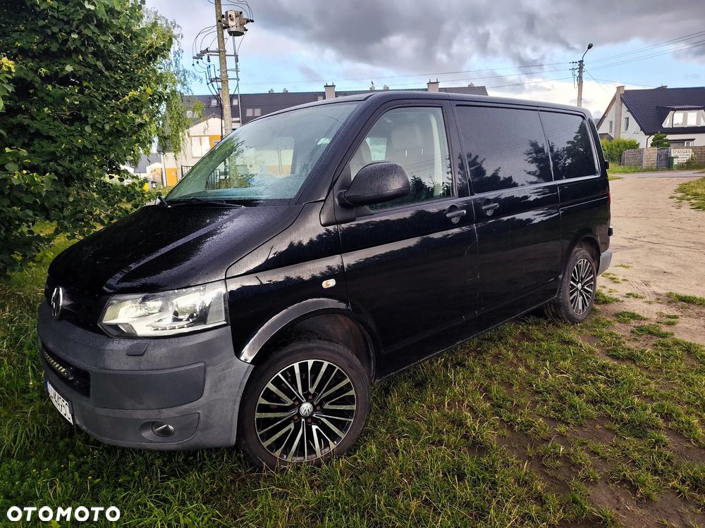 Volkswagen Transporter - 1