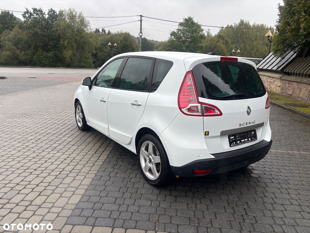 Renault Scenic dCi 150 FAP Dynamique - 12