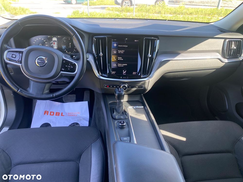 Volvo V60 Cross Country D4 Geartronic Pro - 14