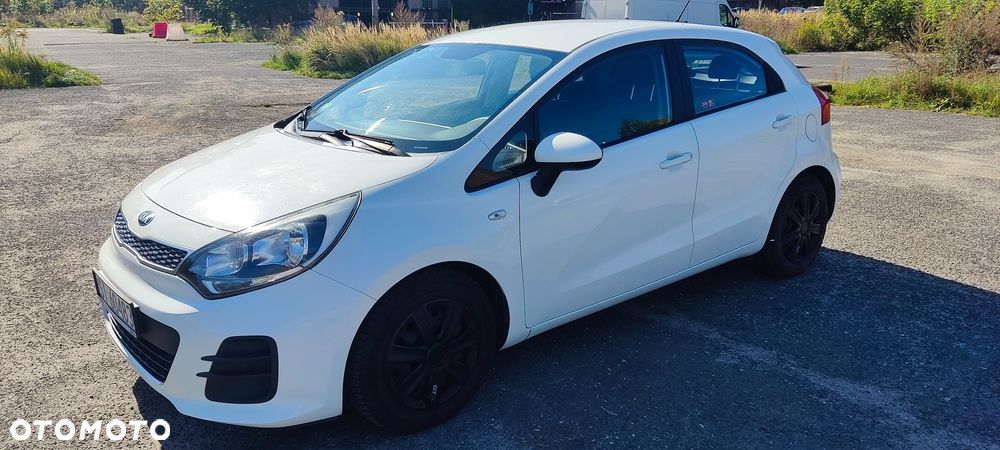 Kia Rio - 2