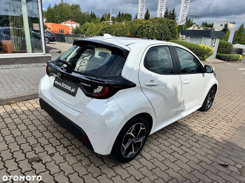 Toyota Yaris Hybrid 1.5 Executive - 4