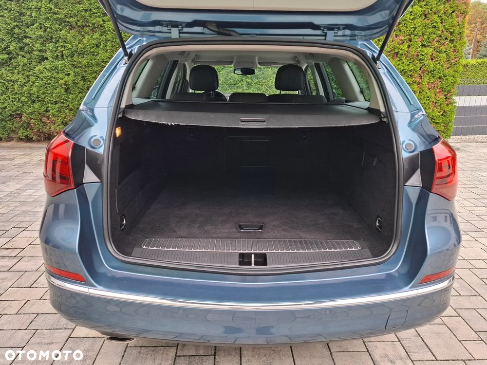 Opel Astra 2.0 CDTI Exklusiv - 23
