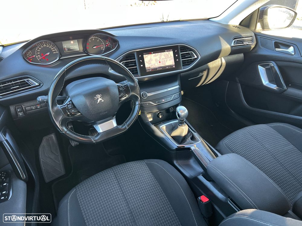 Peugeot 308 1.5 BlueHDi Style - 18