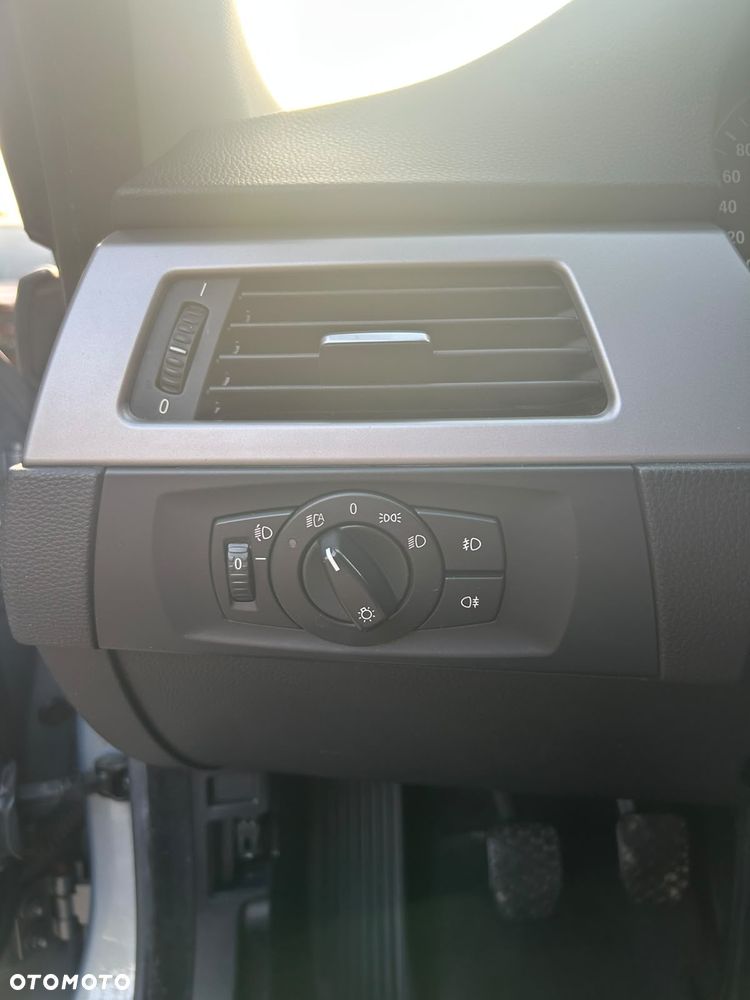 BMW Seria 3 320d - 21