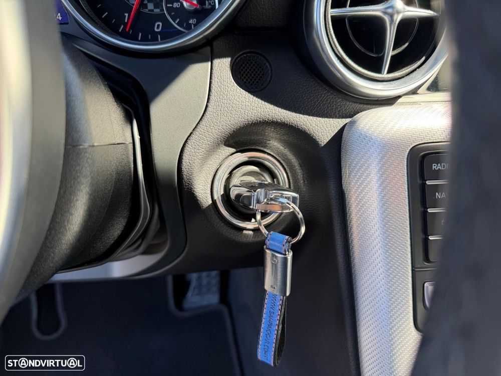 Mercedes-Benz SLC 300 Aut. - 27