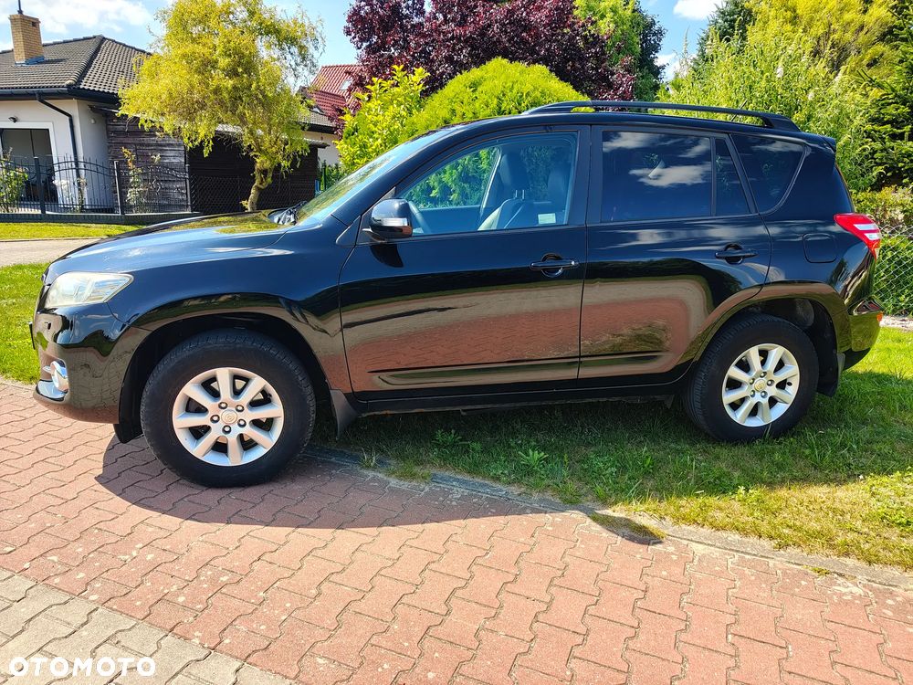 Toyota RAV4 2.2 D-4D Sol - 2