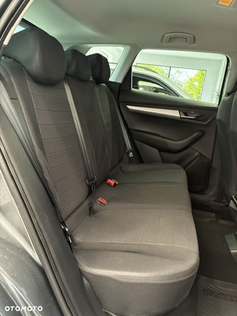 Skoda Karoq 1.5 TSI ACT Edition 130 DSG - 11