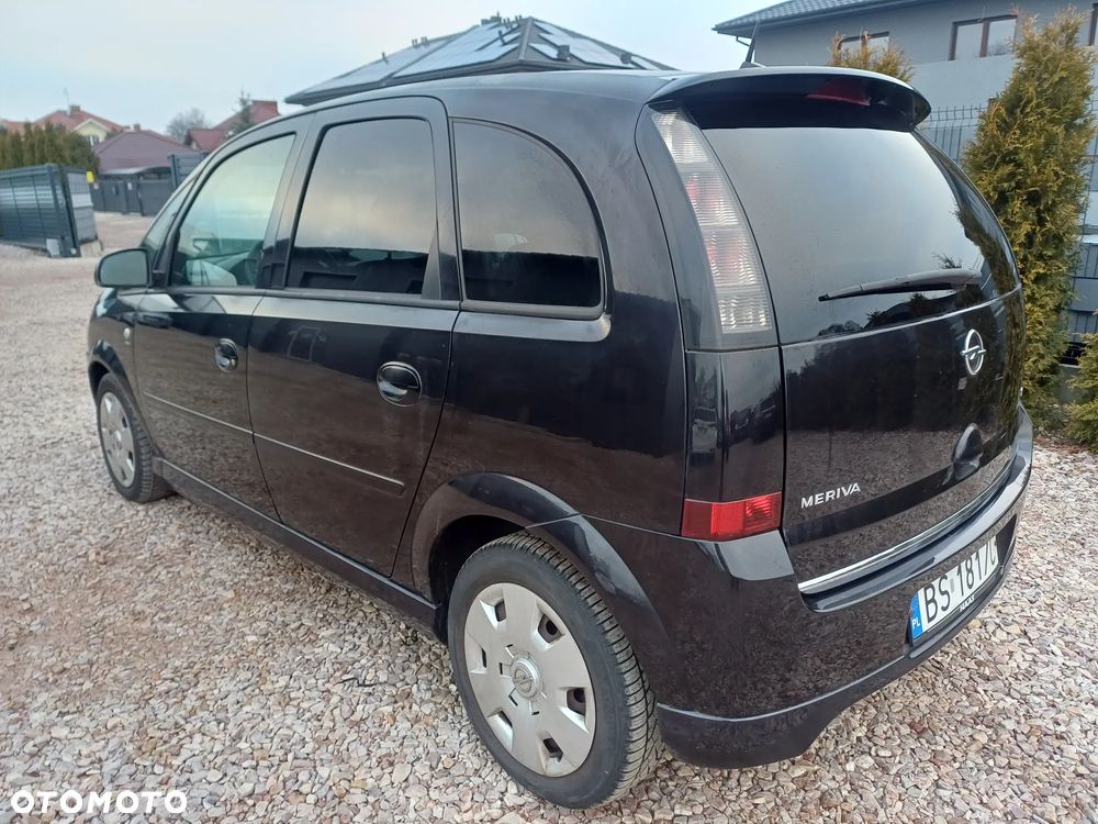 Opel Meriva 1.6 16V Catch me - 11