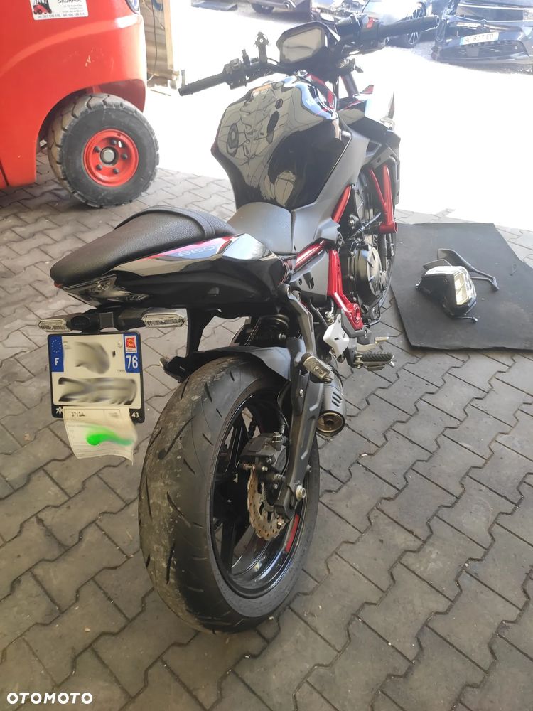 Kawasaki Z 650 - 7