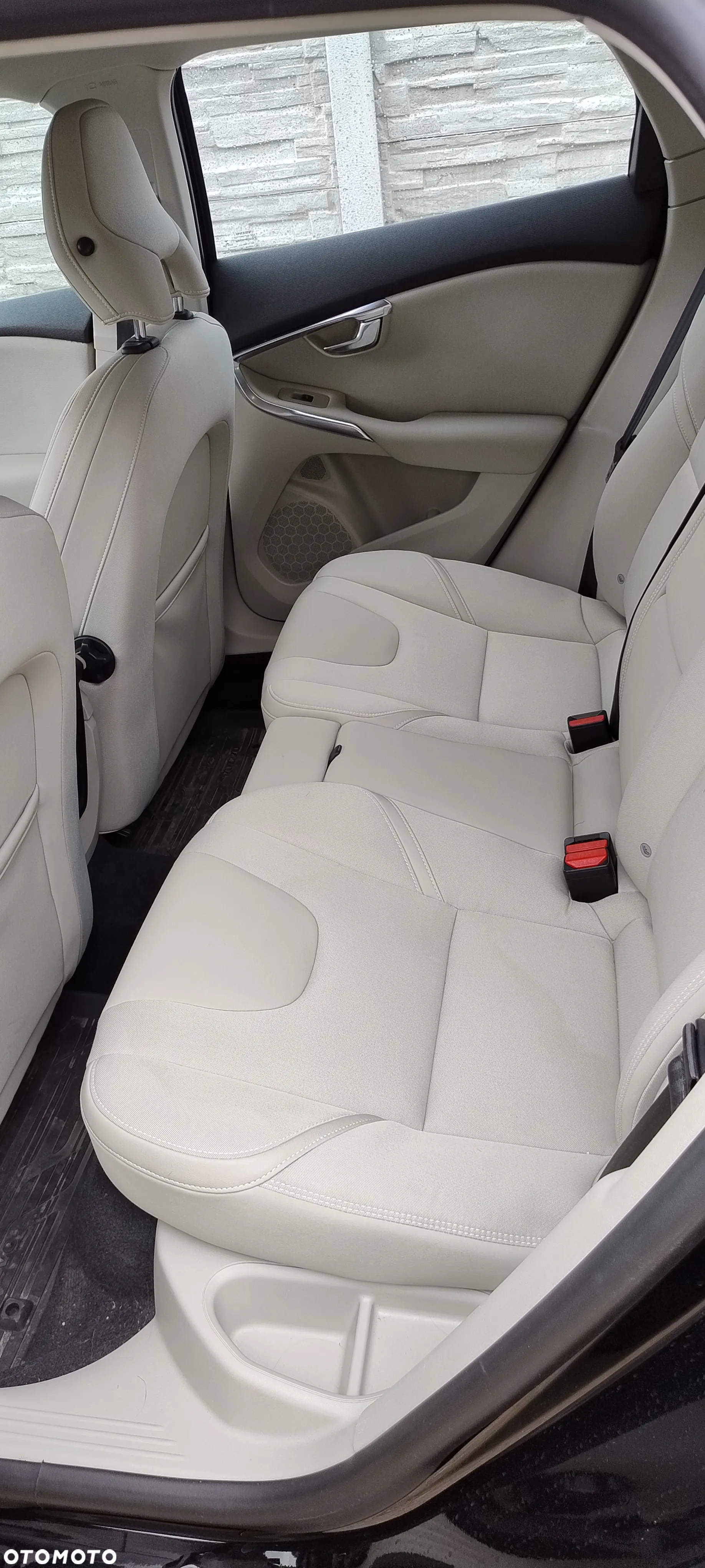 Volvo V40 - 13