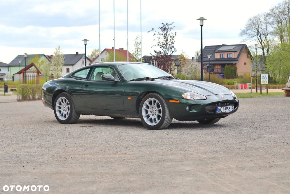 Jaguar XK XKR Coupe - 20