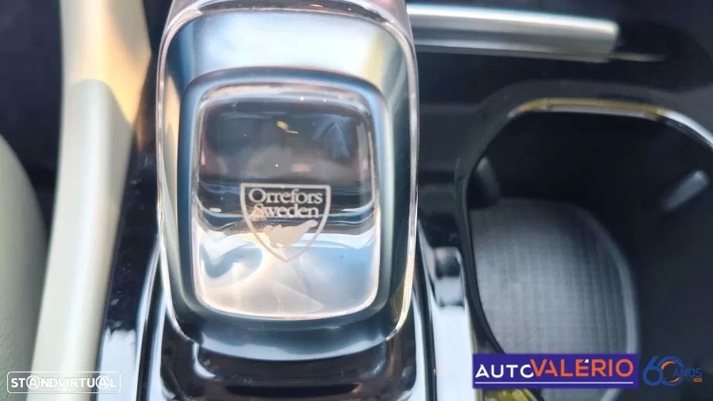 Volvo XC 40 1.5 T4 PHEV Plus Bright - 32