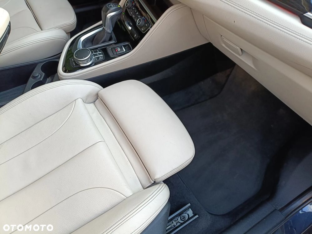 BMW Seria 2 218d Luxury Line sport - 19