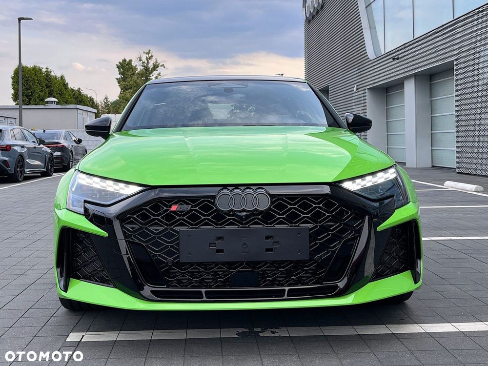 Audi RS3 Sportback - 18