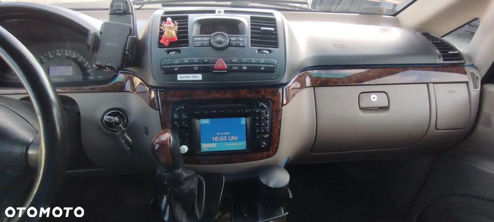 Mercedes-Benz Viano 2.2 CDI extralang Automatik Ambiente - 2