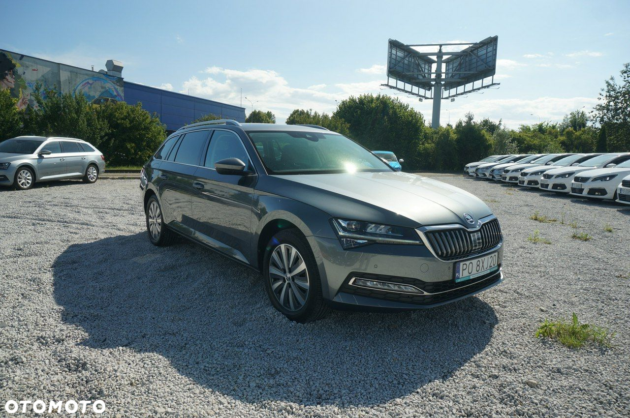 Skoda Superb 2.0 TDI SCR Style DSG - 5