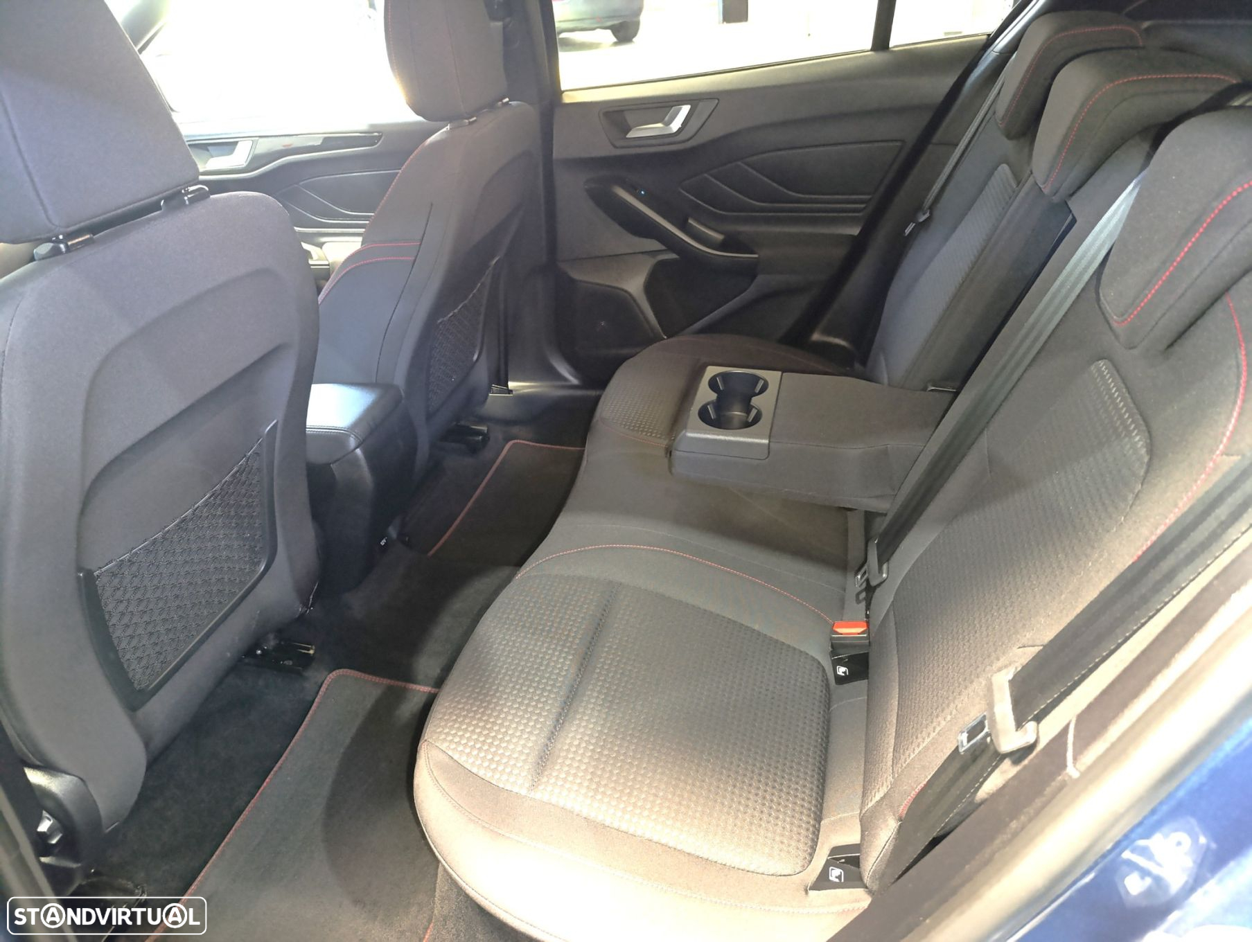 Ford Focus 1.0 EcoBoost Hybrid ST-LINE X - 7