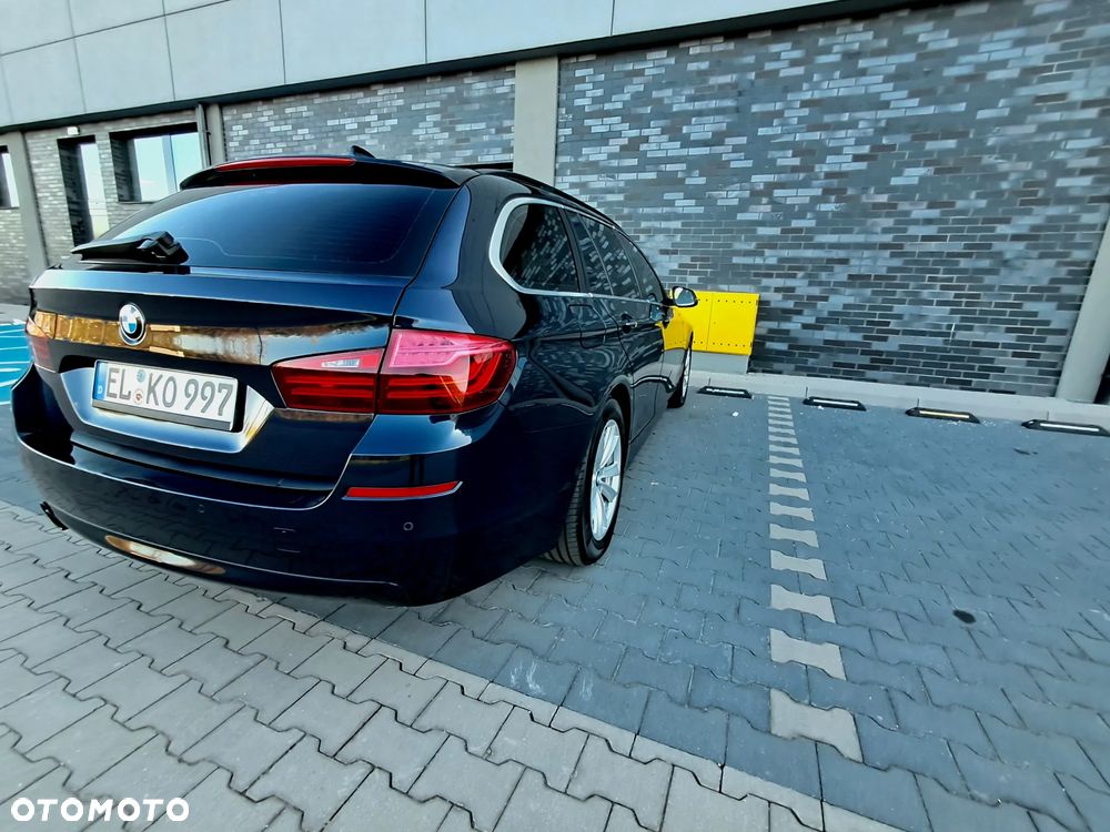 BMW Seria 5 525d Sport-Aut Luxury Line - 25