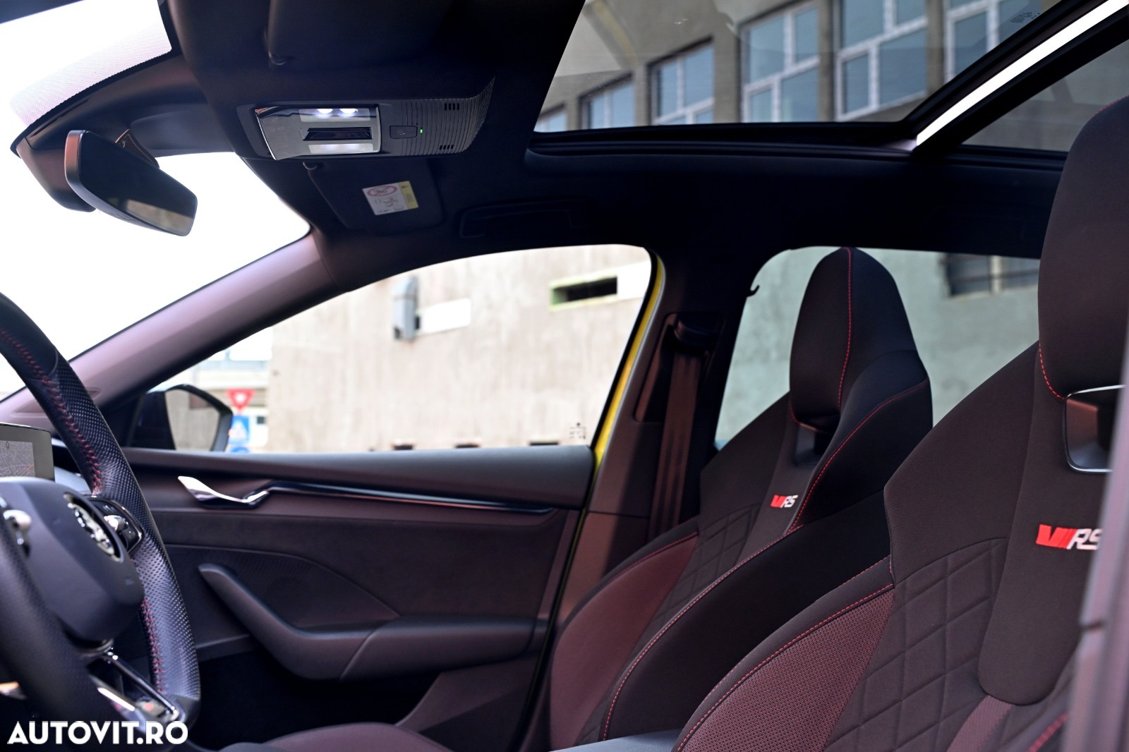 Skoda Octavia 2.0 TDI DSG 4x4 RS First Edition - 12