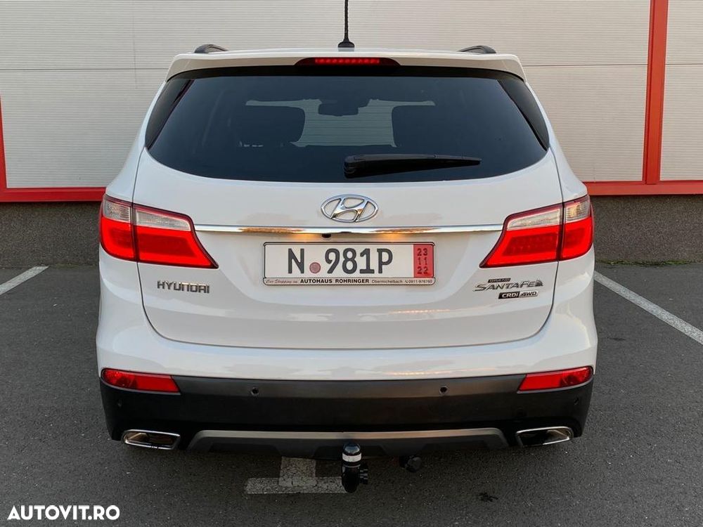 Hyundai Grand Santa Fe 2.2 CRDi 4WD Automatik Luxury - 12