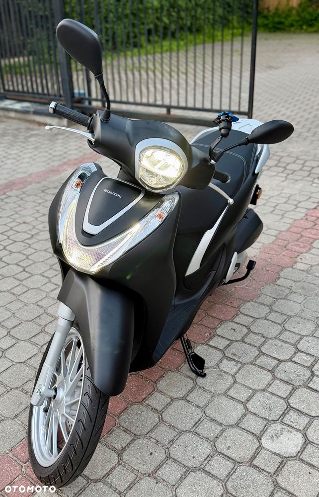 Honda SH - 2