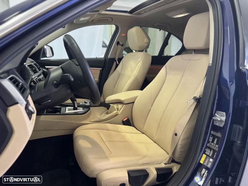 BMW 330 e iPerformance Line Luxury - 31