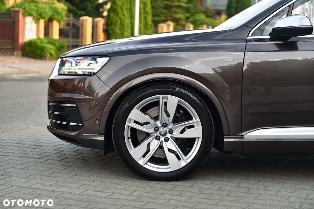 Audi SQ7 - 15