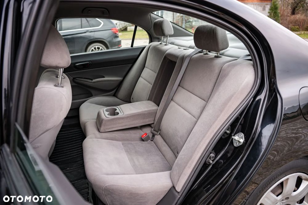 Honda Civic 1.8 Comfort - 16