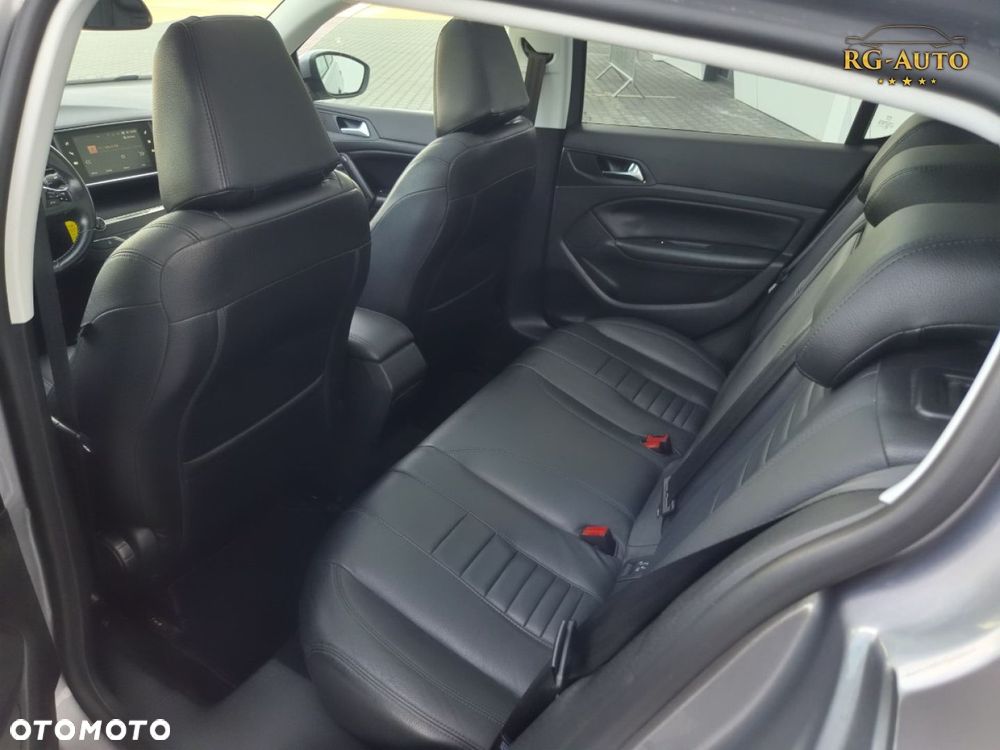 Peugeot 308 - 35