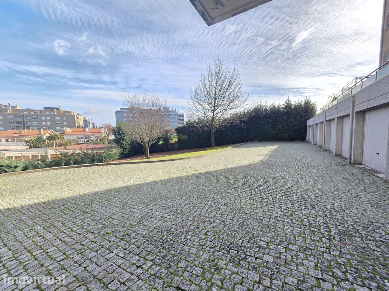 Apartamento T3 Venda em Águas Santas,Maia - Grande imagem: 2/37
