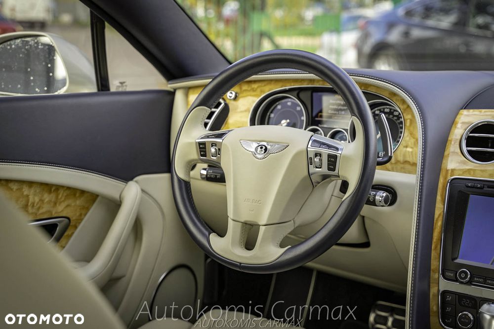 Bentley Continental GT - 32