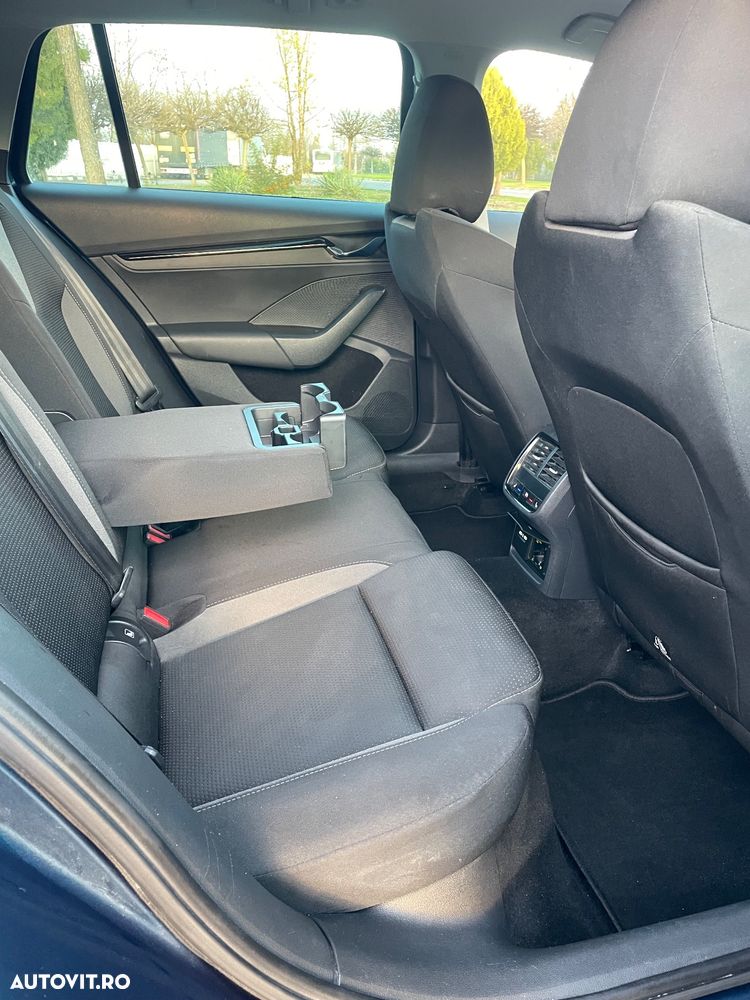 Skoda Octavia Combi 2.0 TDI Tour - 7