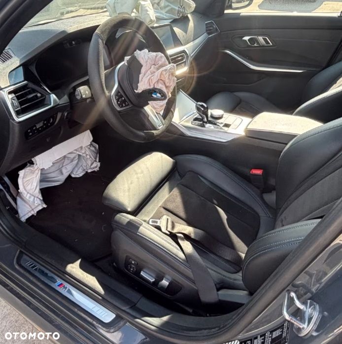 BMW Seria 3 320d xDrive M Sport Shadow sport - 6