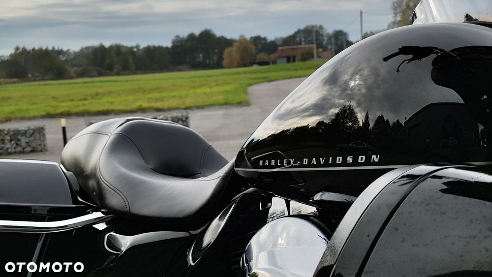 Harley-Davidson Touring Ultra Limited - 16