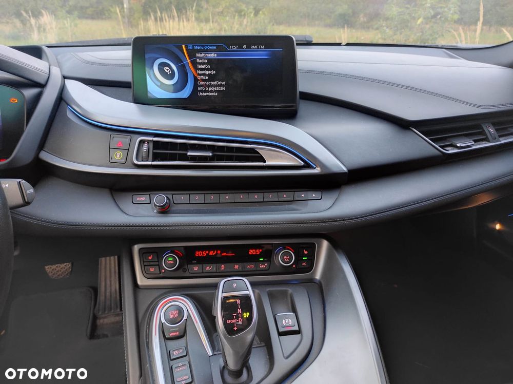 BMW i8 Standard - 12
