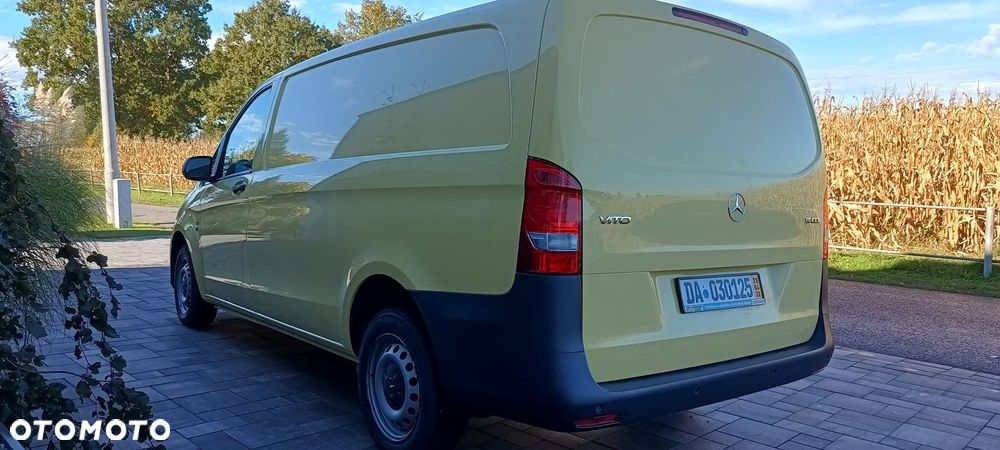 Mercedes-Benz Vito - 21