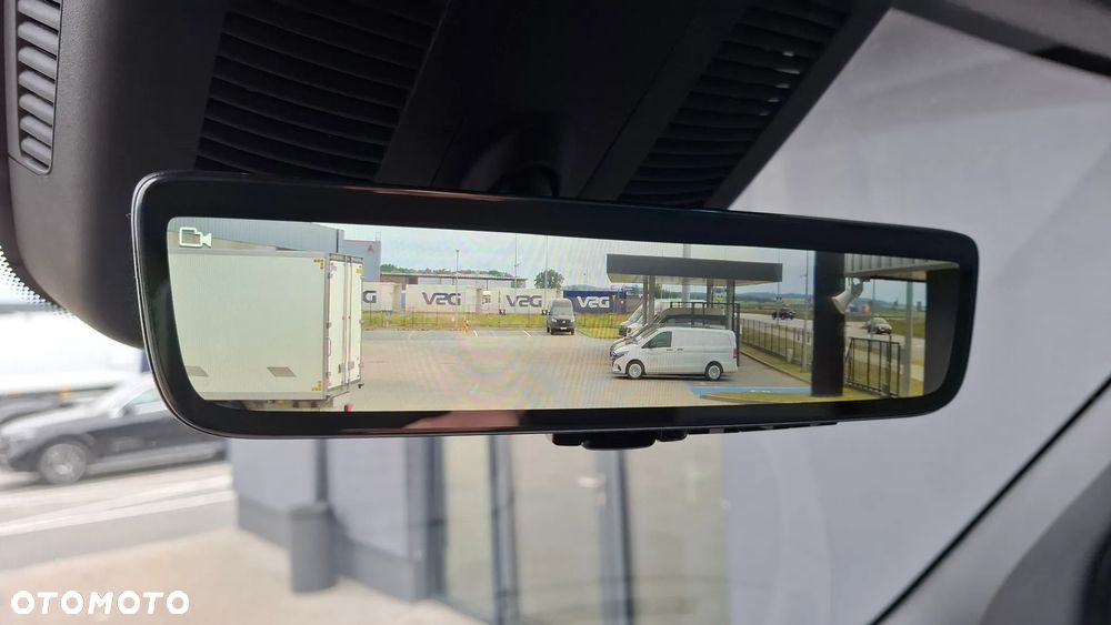 Mercedes-Benz Sprinter - 19