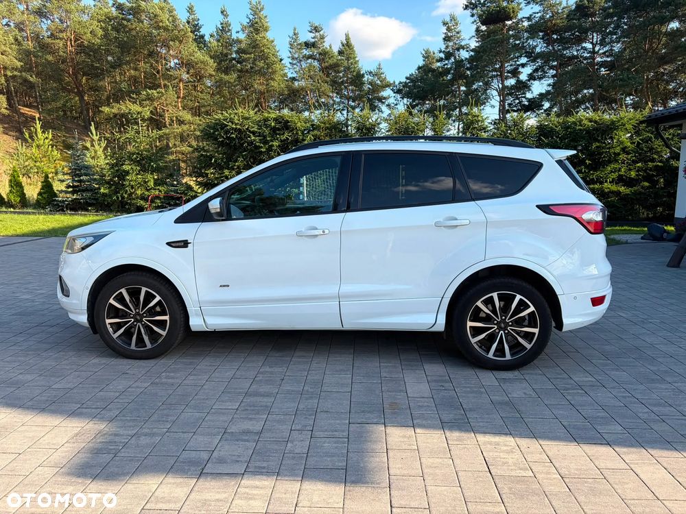 Ford Kuga 2.0 TDCi 4x4 ST-Line - 6