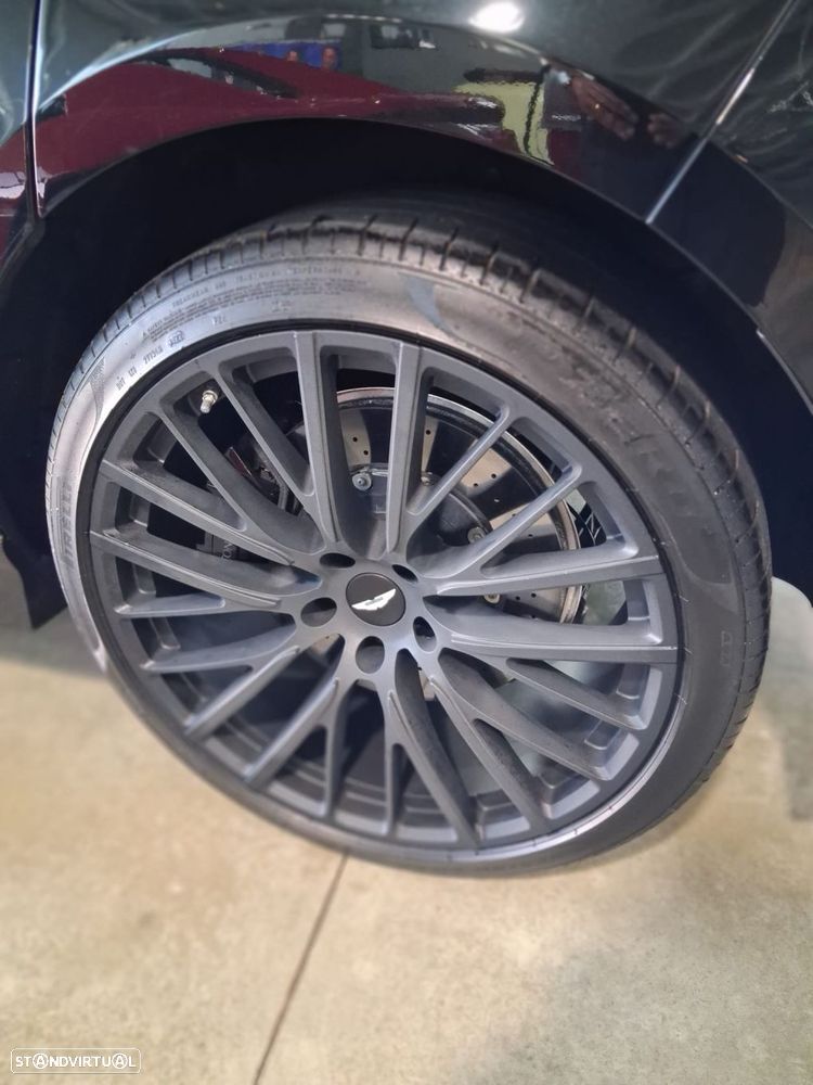Aston Martin DBX 707 - 43