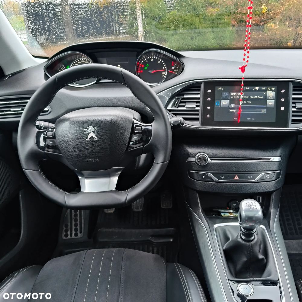 Peugeot 308 2.0 Blue HDi Allure S&S - 17