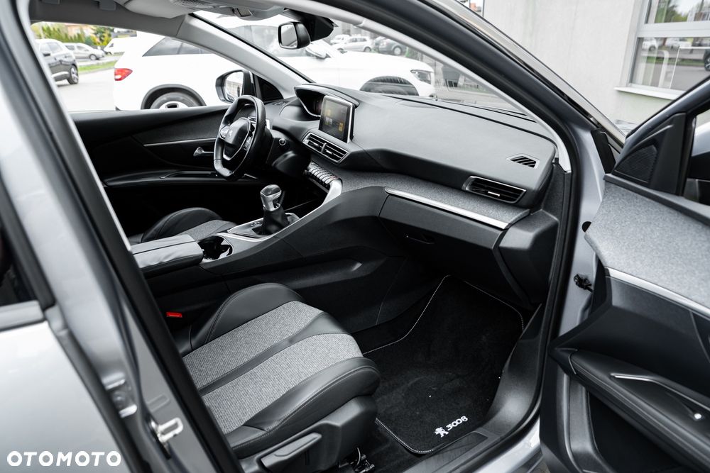 Peugeot 3008 2.0 BlueHDi Allure - 22