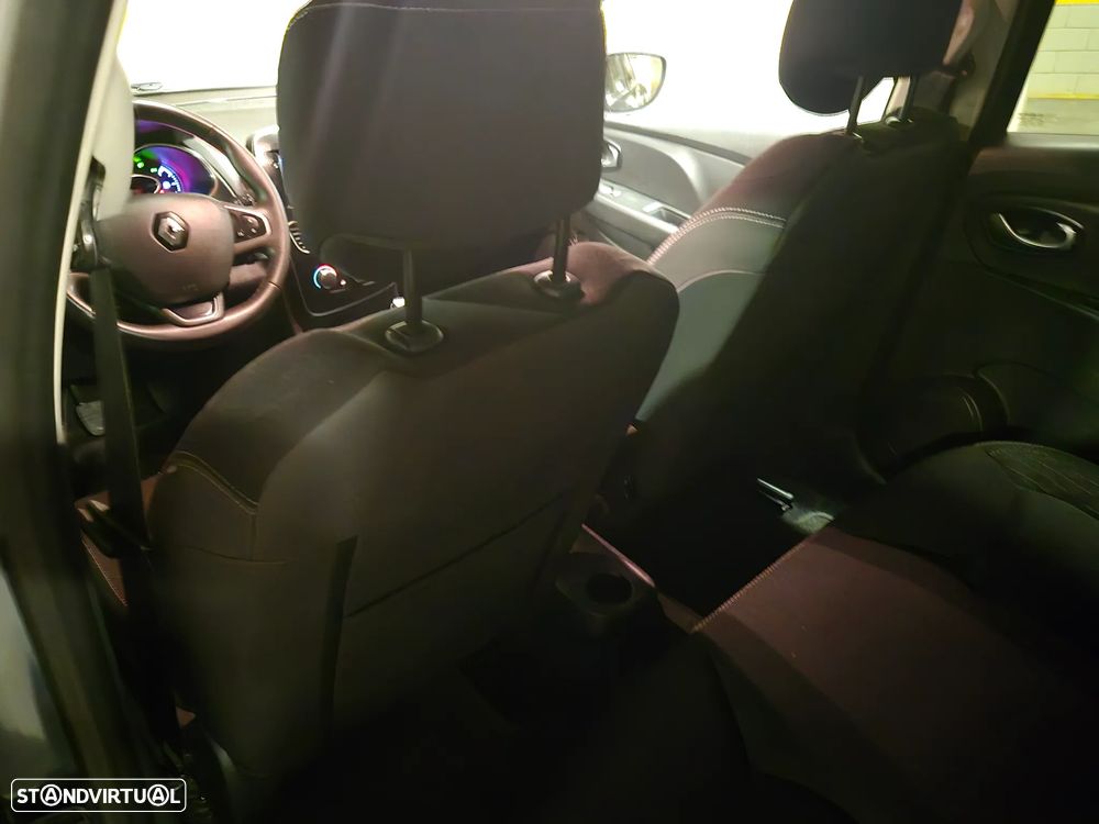 Renault Clio Sport Tourer dCi 90 Limited - 28