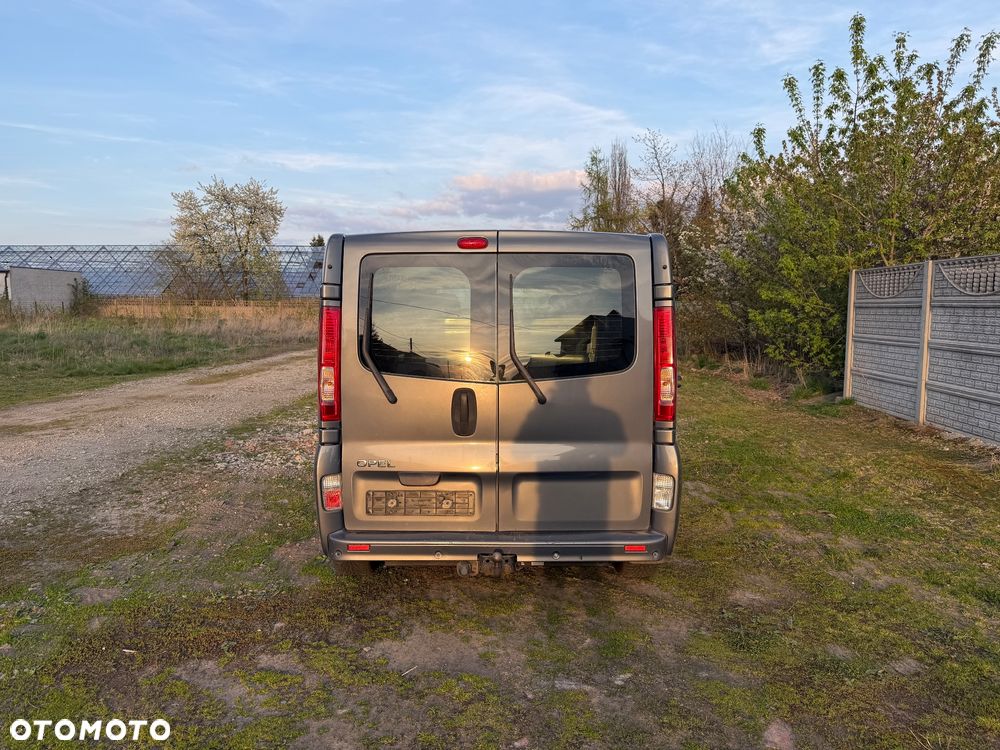 Opel Vivaro - 7