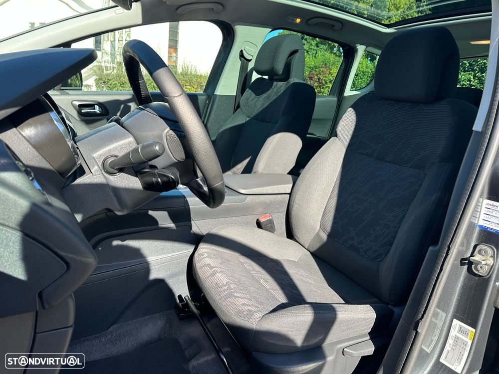 Peugeot 3008 1.6 HDi Allure - 6