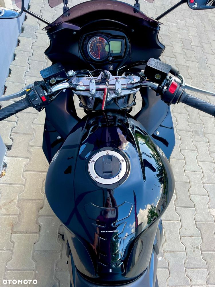 Suzuki GSX - 15